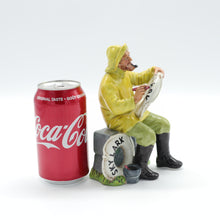 将图片加载到图库查看器,HN2417 Boatman - Vintage Porcelain Figurine by Royal Doulton, circa 1975 (Item# P-8017)-Timeless Gallery