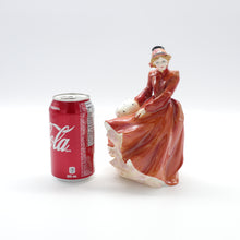 将图片加载到图库查看器,HN3207 Louise - Vintage Porcelain Figurine by Royal Doulton, circa 1990 (Item# P-8475)-Timeless Gallery