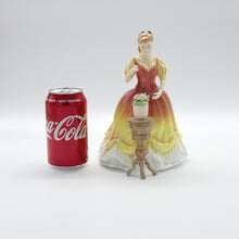 将图片加载到图库查看器,HN3380 Sarah - Rare Special Edition - Vintage Porcelain Figurine by Royal Doulton, dated 1993 (Item# P-8490)-Timeless Gallery
