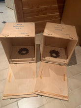 Load image into Gallery viewer, A pair of colorful Bird Figurine