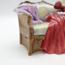 Load image into Gallery viewer, HN1997 Belle o’ the Ball - Vintage Porcelain Figurine by Royal Doulton, circa 1977 (Item# P-2688)-Timeless Gallery