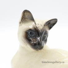 Load image into Gallery viewer, #1558 Siamese Cat - Vintage Porcelain Figurine by Royal Doulton, before 1990 (Item# P-4352)-Timeless Gallery