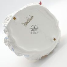 将图片加载到图库查看器,HN5107 Summers Belle - Porcelain Figurine by Royal Doulton, circa 2002 (Item# P-2800)-Timeless Gallery