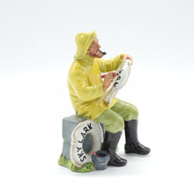 将图片加载到图库查看器,HN2417 Boatman - Vintage Porcelain Figurine by Royal Doulton, circa 1975 (Item# P-8017)-Timeless Gallery