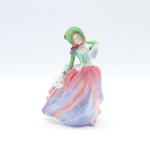 将图片加载到图库查看器,Vintage Royal Doulton Figurine, HN1911