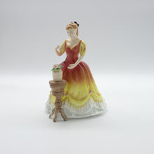 将图片加载到图库查看器,HN3380 Sarah - Rare Special Edition - Vintage Porcelain Figurine by Royal Doulton, dated 1993 (Item# P-8490)-Timeless Gallery