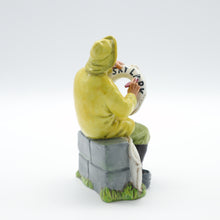 将图片加载到图库查看器,HN2417 Boatman - Vintage Porcelain Figurine by Royal Doulton, circa 1975 (Item# P-8017)-Timeless Gallery