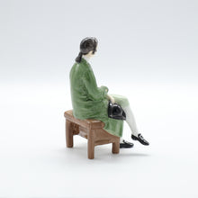 Load image into Gallery viewer, HN2227 Gentleman from Williamsburg - Vintage Porcelain Figurine by Royal Doulton, circa 1975 (Item# P-6120)-Timeless Gallery