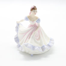 将图片加载到图库查看器,HN3215 Ninette - Vintage Porcelain Figurine by Royal Doulton, circa 1990 (Item# P-7990)-Timeless Gallery