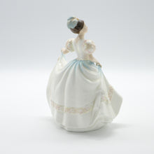 将图片加载到图库查看器,HN3645 Lindsay - Vintage Porcelain Figurine by Royal Doulton, circa 1995 (Item# P-5188)-Timeless Gallery