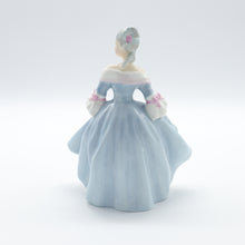 Load image into Gallery viewer, HN2425 Southern Belle - Vintage Porcelain Figurine by Royal Doulton, circa 1990 (Item# P-9355)-Timeless Gallery