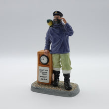 将图片加载到图库查看器,HN2940 All Aboard - Vintage Porcelain Figurine by Royal Doulton, circa 1985 (Item# P-4242)-Timeless Gallery