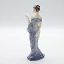 Load image into Gallery viewer, HN2824 Harmony - Vintage Porcelain Figurine by Royal Doulton, circa 1978 (Item# P-5274)-Timeless Gallery