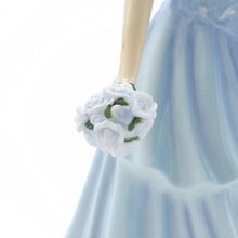 将图片加载到图库查看器,HN5622 Kathy - Porcelain Figurine by Royal Doulton, circa 2013 (Item# P-7789)-Timeless Gallery