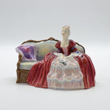 Load image into Gallery viewer, HN1997 Belle o’ the Ball - Vintage Porcelain Figurine by Royal Doulton, circa 1977 (Item# P-2688)-Timeless Gallery