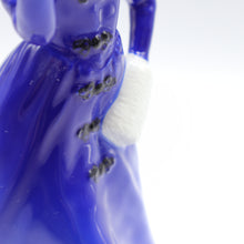 将图片加载到图库查看器,HN4109 Mackenzie - Limited Edition and Very Rare - Vintage Porcelain Figurine by Royal Doulton, dated 1998 (Item# P-4107)-Timeless Gallery