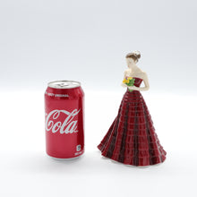 将图片加载到图库查看器,HN5336 My Darling - Porcelain Figurine by Royal Doulton, circa 2010 (Item# P-4563)-Timeless Gallery