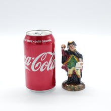将图片加载到图库查看器,HN3261 Town Crier - Vintage Porcelain Figurine by Royal Doulton, circa 1990 (Item# P-9839)-Timeless Gallery