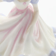 将图片加载到图库查看器,HN3215 Ninette - Vintage Porcelain Figurine by Royal Doulton, circa 1990 (Item# P-7990)-Timeless Gallery