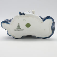 Load image into Gallery viewer, HN2719 Laurianne - Vintage Porcelain Figurine by Royal Doulton, circa 1975 (Item# P-4345)-Timeless Gallery