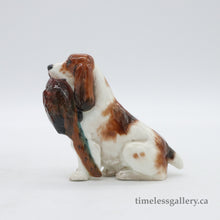 Load image into Gallery viewer, HN1029 Cocker Spaniel with Pheasant - Vintage Porcelain Figurine by Royal Doulton, circa 1960 (Item# P-2172)-Timeless Gallery