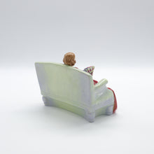 将图片加载到图库查看器,HN1298 Sweet and Twenty - classic - Vintage Porcelain Figurine by Royal Doulton, circa 1945 (Item# P-9729)-Timeless Gallery