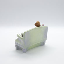 将图片加载到图库查看器,HN1298 Sweet and Twenty - classic - Vintage Porcelain Figurine by Royal Doulton, circa 1945 (Item# P-9729)-Timeless Gallery