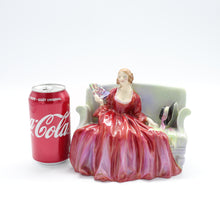 将图片加载到图库查看器,HN1298 Sweet and Twenty - classic - Vintage Porcelain Figurine by Royal Doulton, circa 1945 (Item# P-9729)-Timeless Gallery