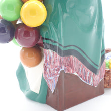 将图片加载到图库查看器,HN1315 Old Balloon Seller - Classic - Vintage Porcelain Figurine by Royal Doulton, circa 1960 (Item# P-4530)-Timeless Gallery