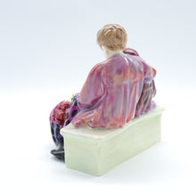 将图片加载到图库查看器,HN1342 Flower Seller’s Children - Classic - Vintage Porcelain Figurine by Royal Doulton, before 1980 (Item# P-8026)-Timeless Gallery