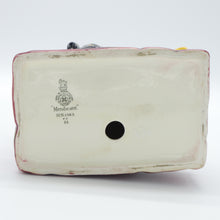 将图片加载到图库查看器,HN1365 Mendicant - Vintage Porcelain Figurine by Royal Doulton, circa 1950 (Item# P-2105)-Timeless Gallery