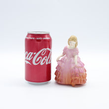将图片加载到图库查看器,HN1368 Rose - Vintage Porcelain Figurine by Royal Doulton, after 1950 (Item# P-8700)-Timeless Gallery