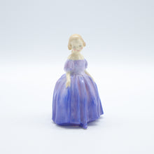将图片加载到图库查看器,HN1370 Marie - Vintage Porcelain Figurine by Royal Doulton, circa 1970 (Item# P-8058)-Timeless Gallery