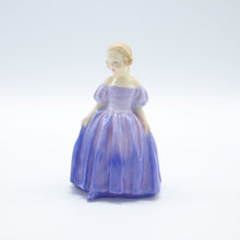 将图片加载到图库查看器,HN1370 Marie - Vintage Porcelain Figurine by Royal Doulton, circa 1970 (Item# P-8058)-Timeless Gallery