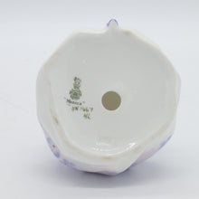 将图片加载到图库查看器,HN1467 Monica - Quality - Vintage Porcelain Figurine by Royal Doulton, circa 1950 (Item# P-6294)-Timeless Gallery