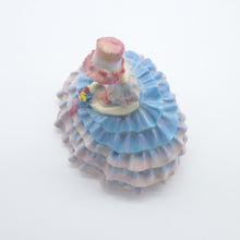 将图片加载到图库查看器,HN1479 Chloe - Rare and Classic - Vintage Porcelain Figurine by Royal Doulton, circa 1940 (Item# P-4634)-Timeless Gallery