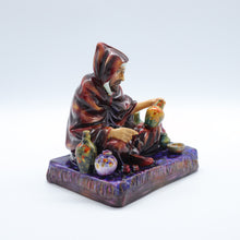 Load image into Gallery viewer, HN1493 The Potter - Classic - Vintage Porcelain Figurine by Royal Doulton, before 1980 (Item# P-8786)-Timeless Gallery