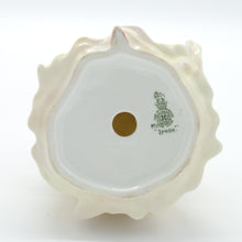 将图片加载到图库查看器,HN1621 Irene - Popular - Vintage Porcelain Figurine by Royal Doulton, circa 1950 (Item# P-4119)-Timeless Gallery