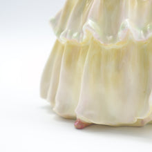 将图片加载到图库查看器,HN1621 Irene - Rare - Vintage Porcelain Figurine by Royal Doulton, dated 1939 (Item# P-2017)-Timeless Gallery
