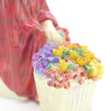 将图片加载到图库查看器,HN1626 Bonnie Lassie - Vintage Porcelain Figurine by Royal Doulton, circa 1950 (Item# P-6062)-Timeless Gallery