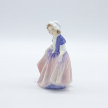 将图片加载到图库查看器,HN1678 Dinky Doo - Vintage Porcelain Figurine by Royal Doulton, circa 1970 (Item# P-4733)-Timeless Gallery