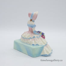 将图片加载到图库查看器,HN1731 Daydreams - Popular - Vintage Porcelain Figurine by Royal Doulton, circa 1985 (Item# P-3902)-Timeless Gallery