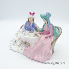 将图片加载到图库查看器,HN1747 Afternoon Tea - Popular - Vintage Porcelain Figurine by Royal Doulton, circa 1950 (Item# P-2885)-Timeless Gallery