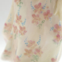 Load image into Gallery viewer, HN1763 Windflower - Vintage Porcelain Figurine by Royal Doulton, dated 1938 (Item# P-5895)-Timeless Gallery