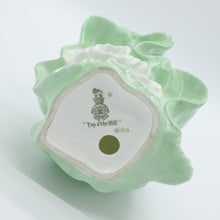 Load image into Gallery viewer, HN1833 Top O’ The Hill - Vintage Porcelain Figurine by Royal Doulton, circa 1950 (Item# P-7599)-Timeless Gallery