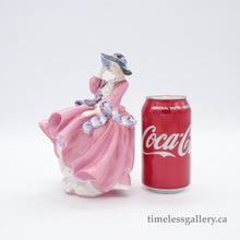 Load image into Gallery viewer, HN1849 Top O’ The Hill - Vintage Porcelain Figurine by Royal Doulton, circa 1950 (Item# P-3612)-Timeless Gallery