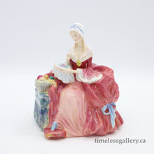 将图片加载到图库查看器,HN1901 Penelope - Popular - Vintage Porcelain Figurine by Royal Doulton, circa 1950 (Item# P-3550)-Timeless Gallery