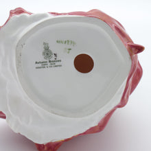 Load image into Gallery viewer, HN1934 Autumn Breezes - classic - Vintage Porcelain Figurine by Royal Doulton, circa 1960 (Item# P-8861)-Timeless Gallery