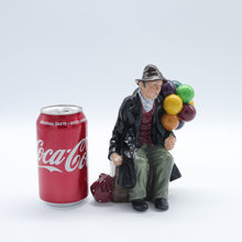 将图片加载到图库查看器,HN1954 Balloon Man - Classic - Vintage Porcelain Figurine by Royal Doulton, before 1990 (Item# P-7683)-Timeless Gallery