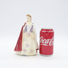 Load image into Gallery viewer, HN2002 Bess - Popular - Vintage Porcelain Figurine by Royal Doulton, circa 1965 (Item# P-6882)-Timeless Gallery
